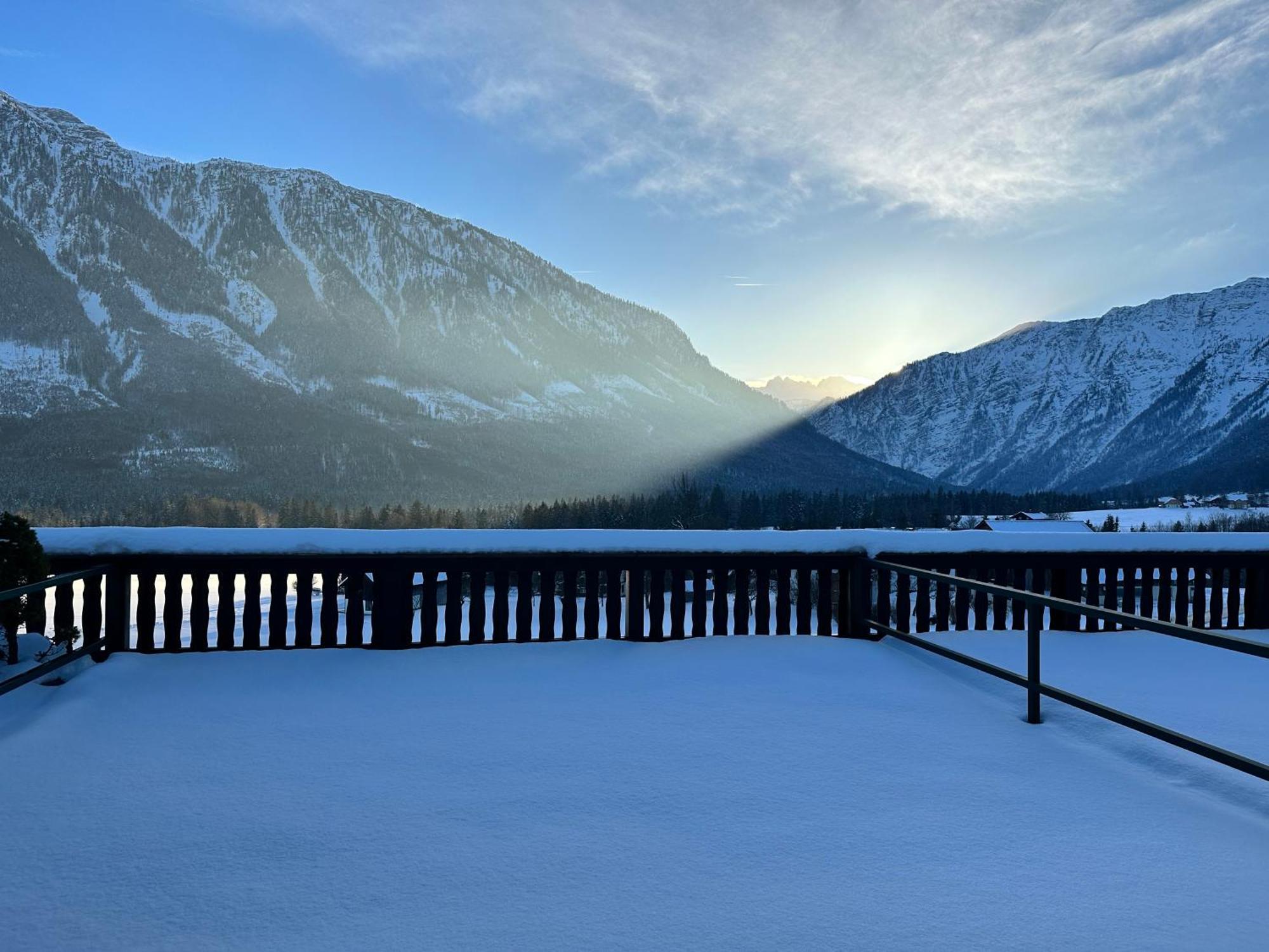 Das Alpenzeit Appartement Mit Just Private Terrasse (Adults Only) บาดเอาส์ซี ภายนอก รูปภาพ