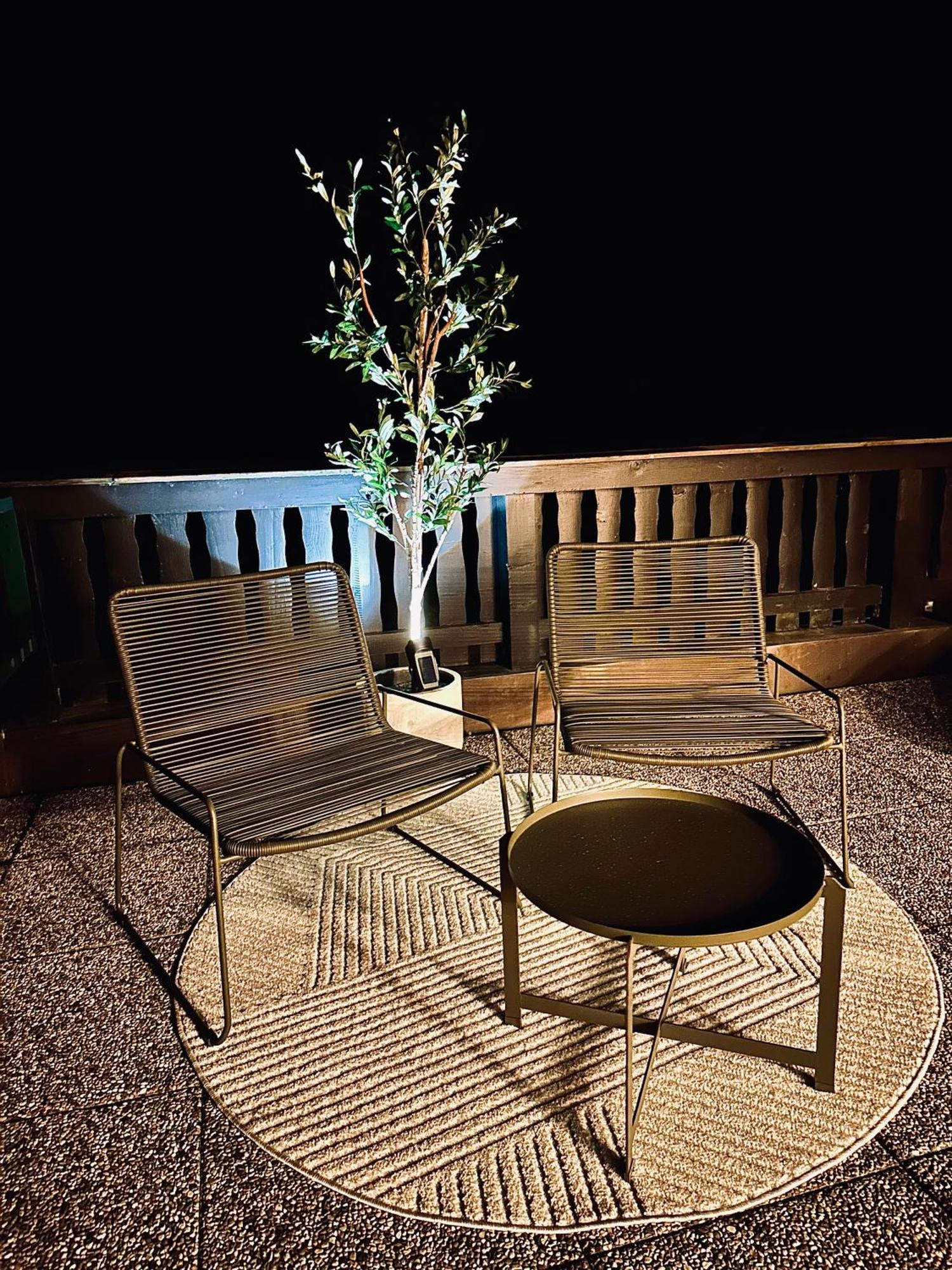 Das Alpenzeit Appartement Mit Just Private Terrasse (Adults Only) บาดเอาส์ซี ภายนอก รูปภาพ