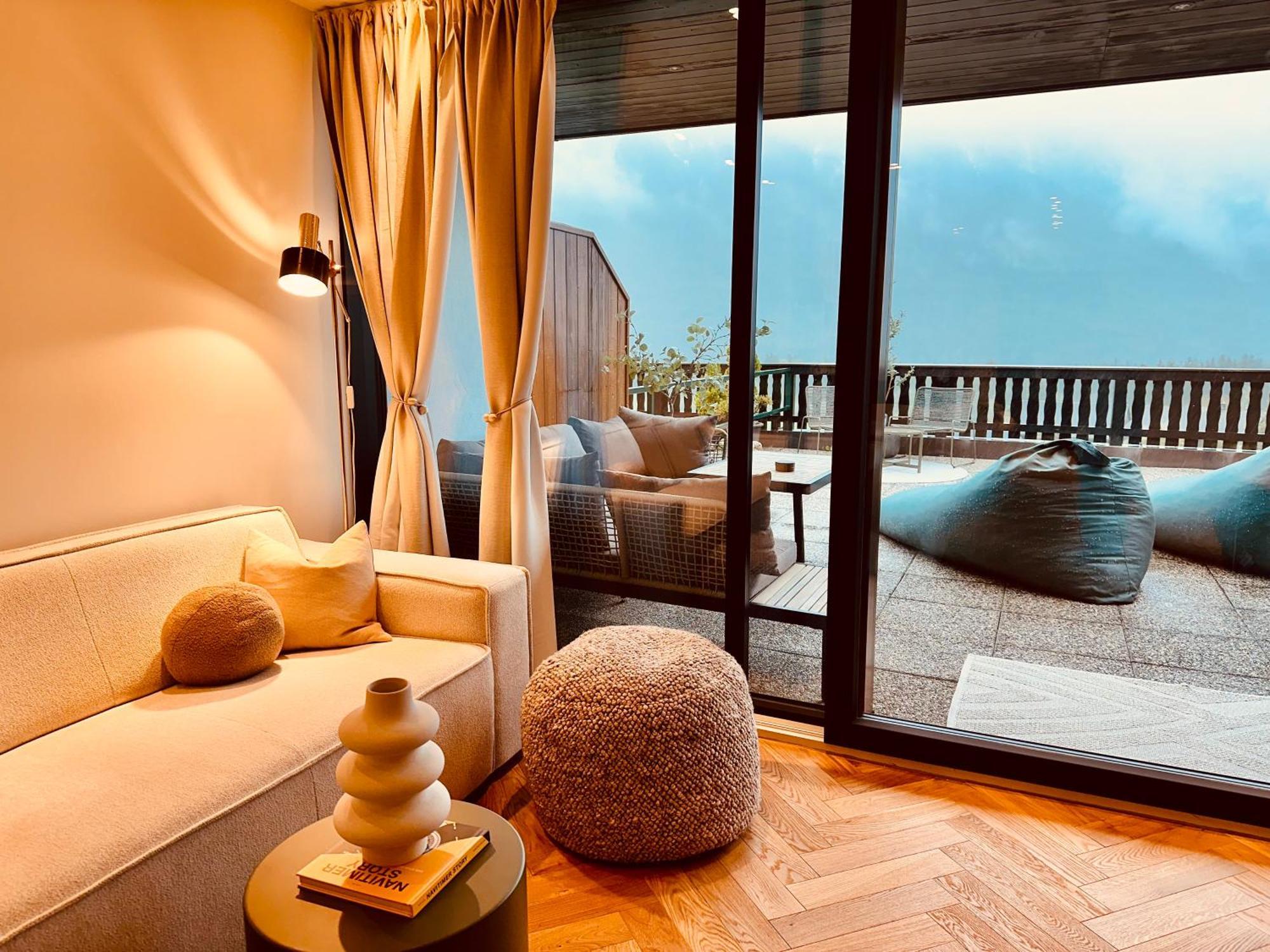 Das Alpenzeit Appartement Mit Just Private Terrasse (Adults Only) บาดเอาส์ซี ภายนอก รูปภาพ