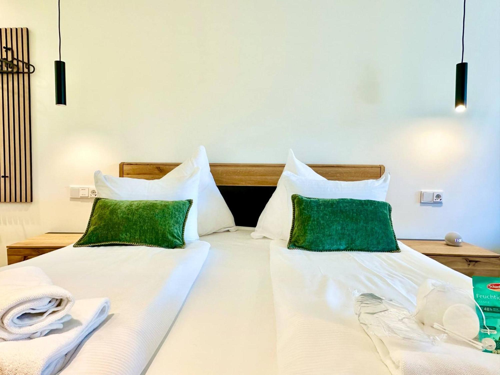 Das Alpenzeit Appartement Mit Just Private Terrasse (Adults Only) บาดเอาส์ซี ภายนอก รูปภาพ